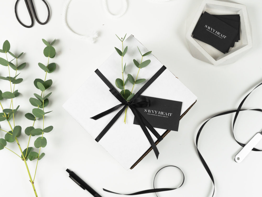 5 Tips for Giving the Perfect Gift this Holiday Season by The Savvy HEart Creative Design Studio in Seattle