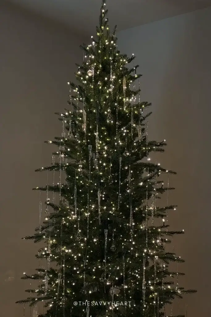 Not Your Average Christmas Tree 10 Unique Holiday Decorating Ideas